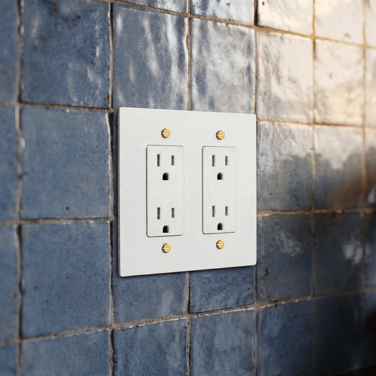 The Brass Outlet (1 to 4 Gang) View 88